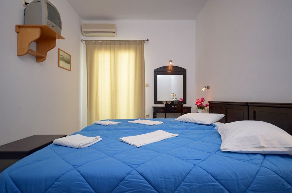 Отель Soula Naxos Naxos City Экстерьер фото